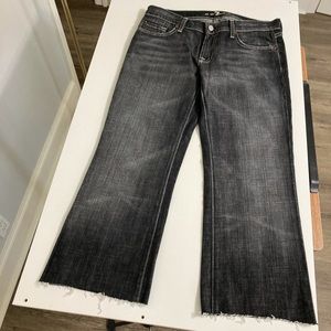 Seven for all mankind black capris